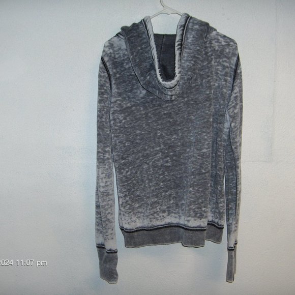 Arctic Cat Hoodie, XL, Measures 45" Chest - Picture 6 of 6